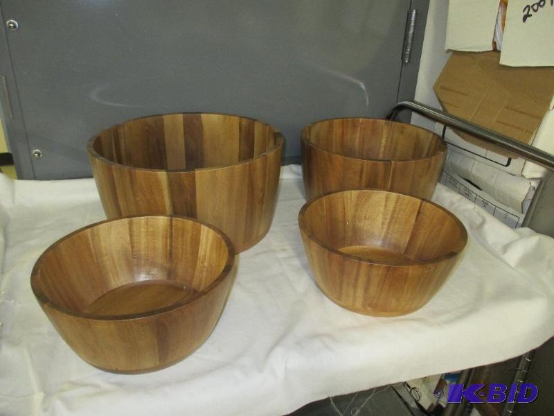 4 pc Bamboo trays