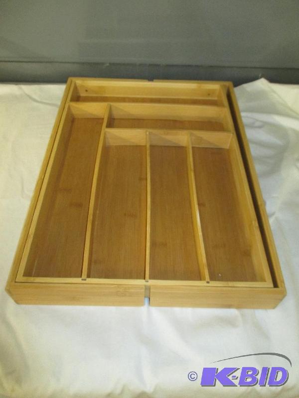 Bamboo silverware holder