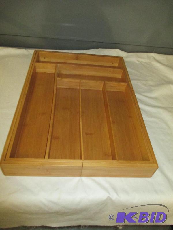 Bamboo silverware holder