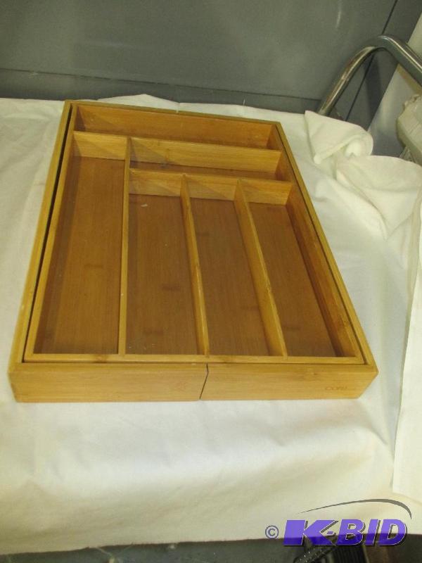 Bamboo silverware holder