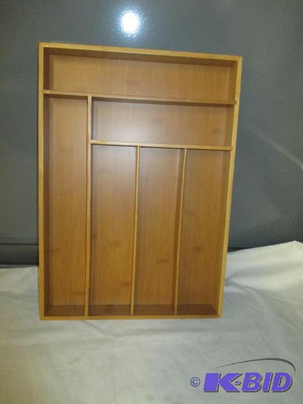 Bamboo silverware holder