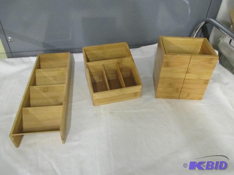 Utinsel holder expandable new and 2 shelving units
