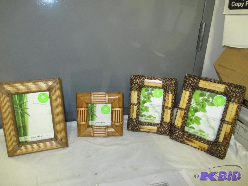 4 picture frames