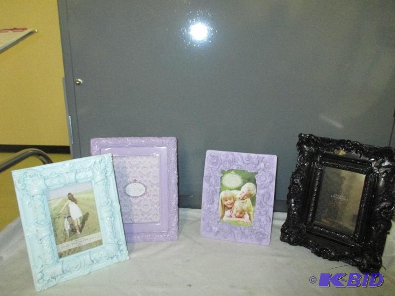 4 picture frames