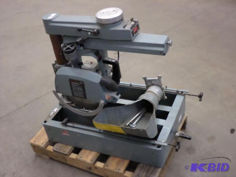 lot 13 image: Delta 230Volt Industrial Radial Arm Saw, Work...