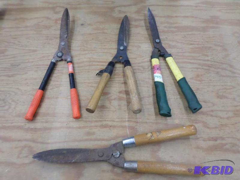 lot 140 image: (4) Prunning Shears...