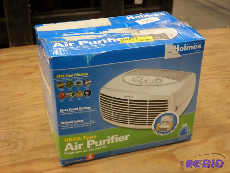 lot 156 image: Holmes Hepa-Type Air Purifier...
