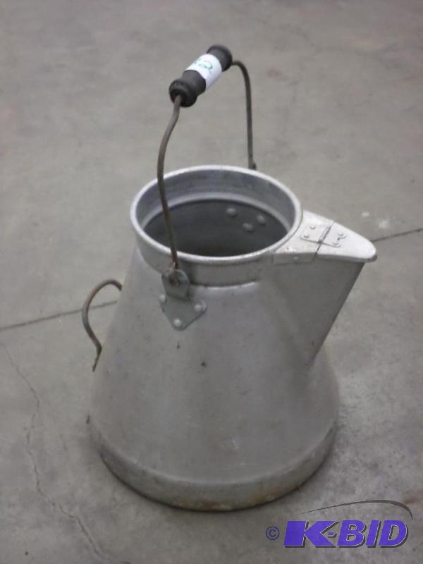 lot 32 image: Vintage Aluminum Kettle...