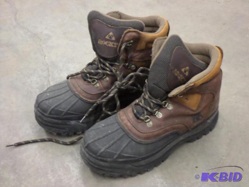 lot 52 image: Rocky Mens Size-12M Insulated Boots...