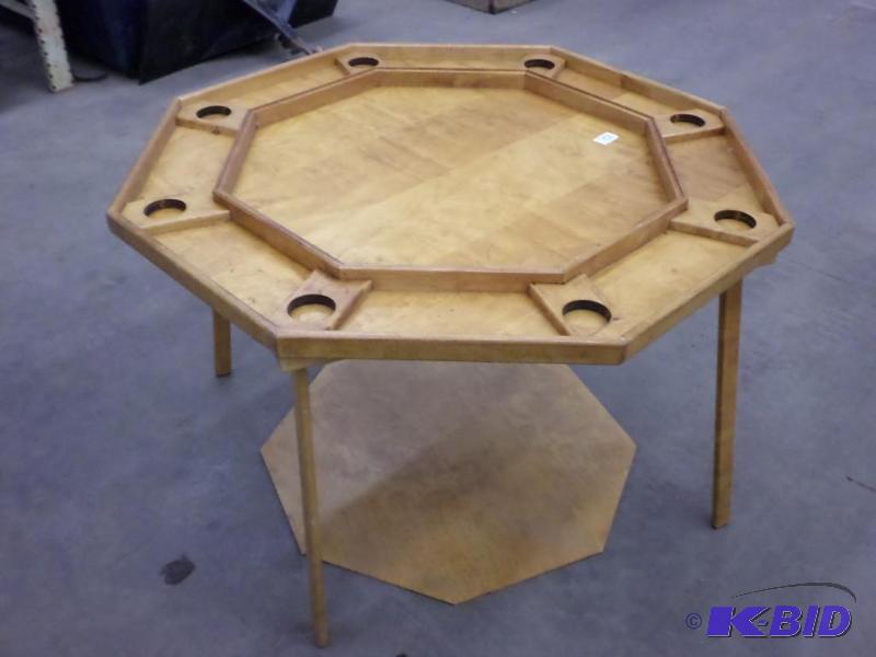lot 82 image: Handmade 8-Place Poker Table With Folding Leg...