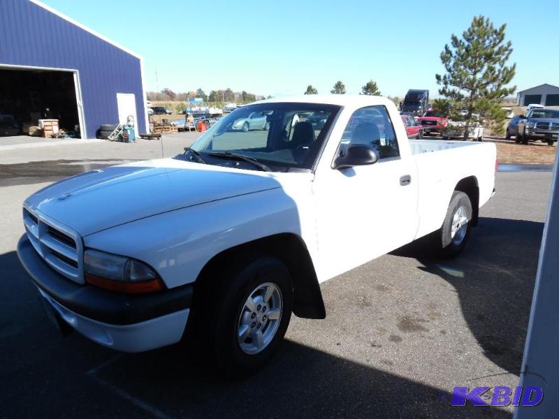 lot 3 image: Dodge Dakota