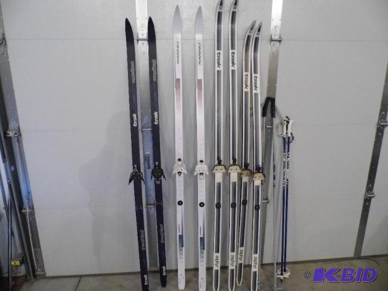 lot 12 image: Assorted Skis & Poles