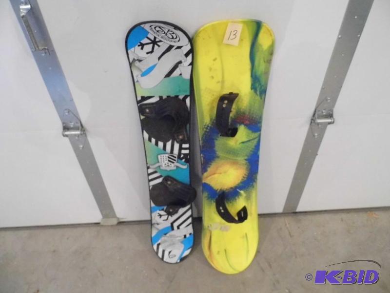 lot 13 image: 2 Snowboards