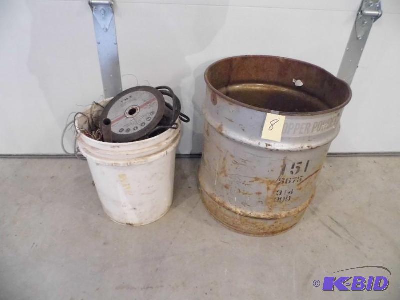 lot 8 image: Scrap Wire