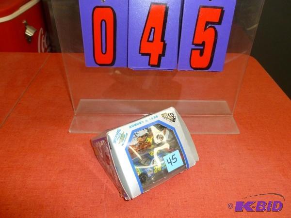Dale EarnhardtJeff Gordon 164 scale brickya...