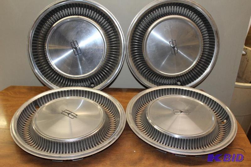 NOS Oldsmobile&nbspHubcaps&nbsp...