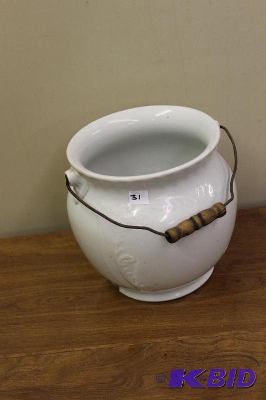 Antique Porcelain Pot w Bale Handle&nbsp...