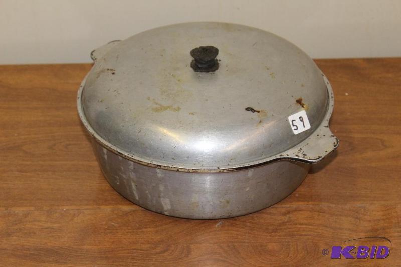 Braising Pot w Lid&nbsp...