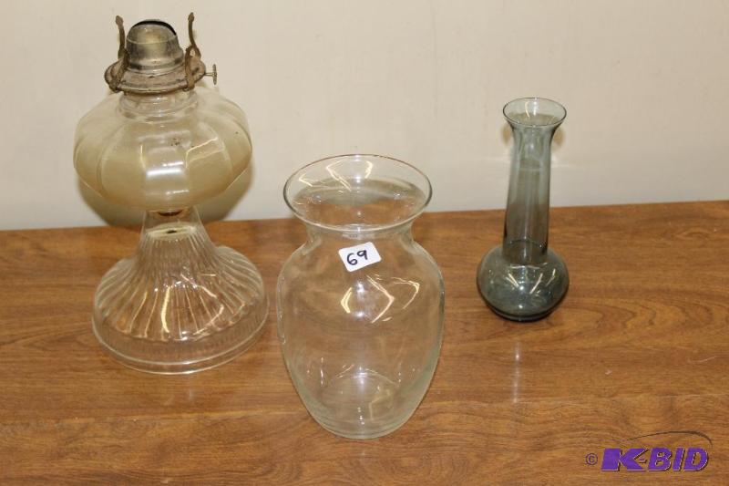 Vintage Vases and Oil Lamp Base&nbsp...