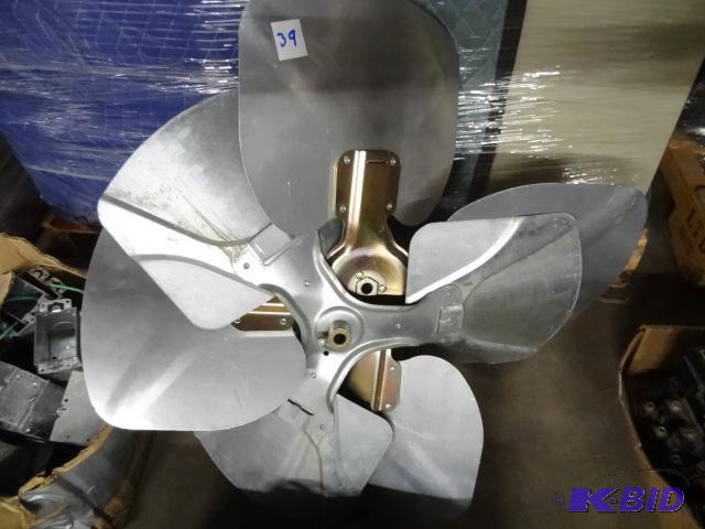 2 cooling fans. 24&quot...