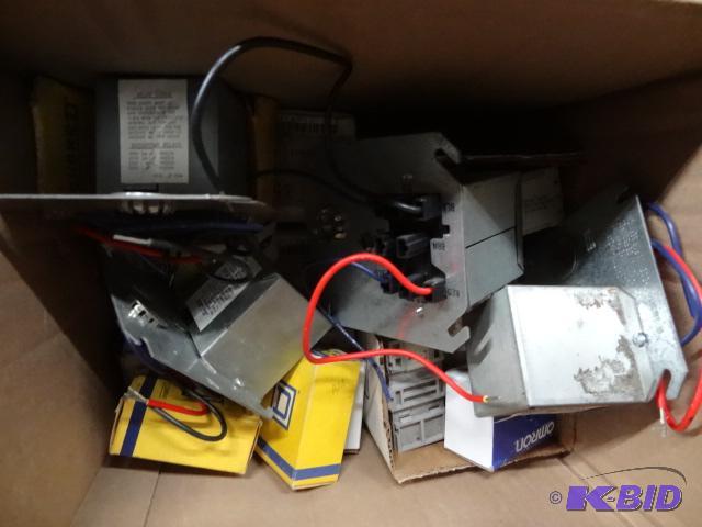 Relays. Magnet coils. Screw terminals. Therma...