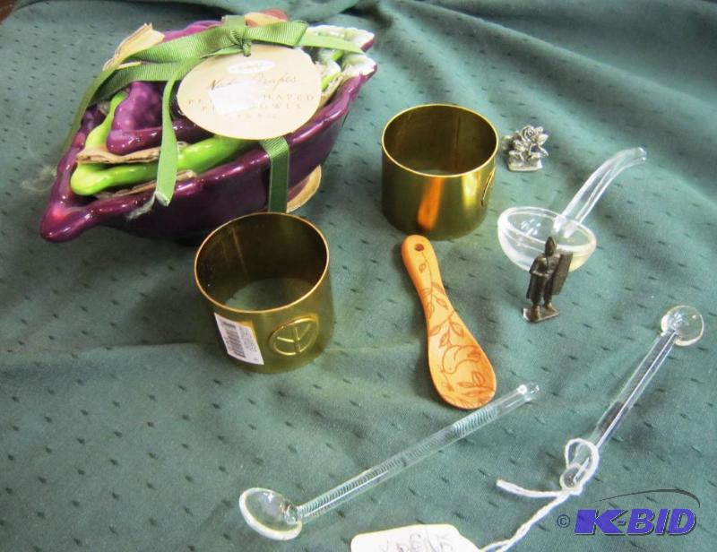 Misc Box full glass spoons etc