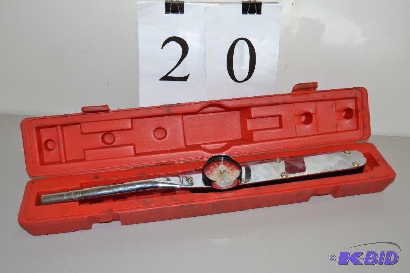 lot 20 image: MAC Tools - Dial Torque wrench