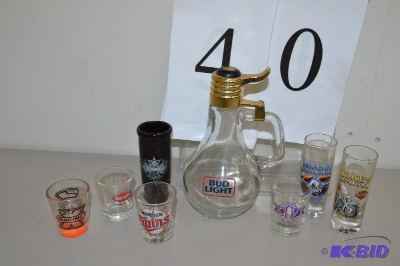 lot 40 image: Bud Light Beer stein and 7 shot glasses