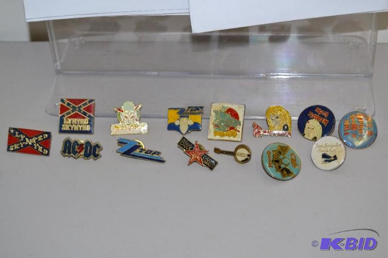 lot 57 image: Assorted pins