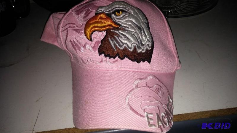 Womans EAGLES Pink Cap...