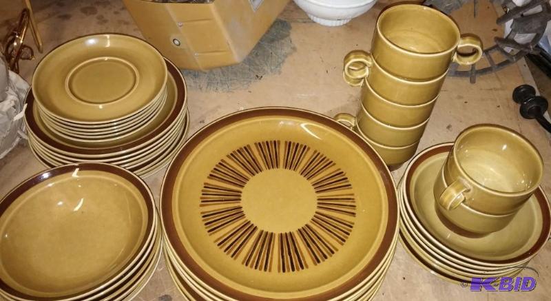 Large lot of Vintage Dishes...