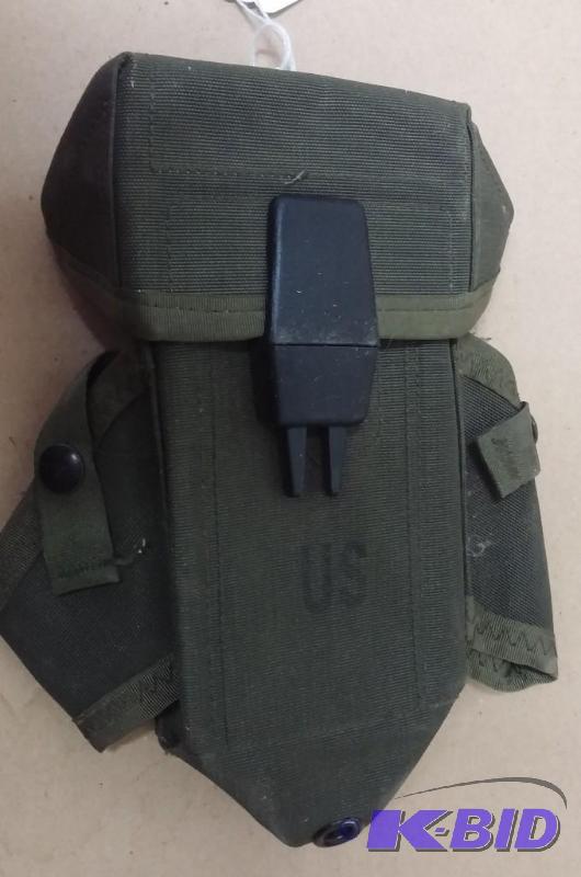 US ARMY AMMO POUCH...
