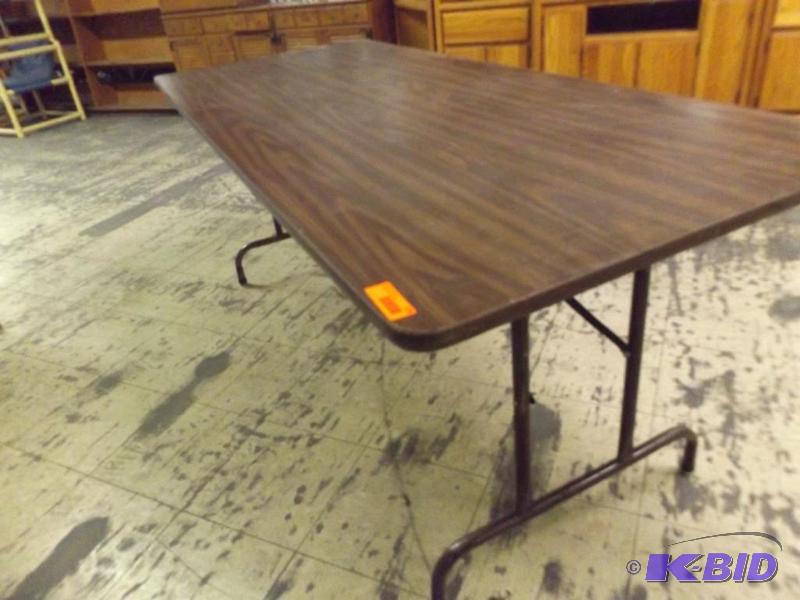 lot 179 image: folding table  ...