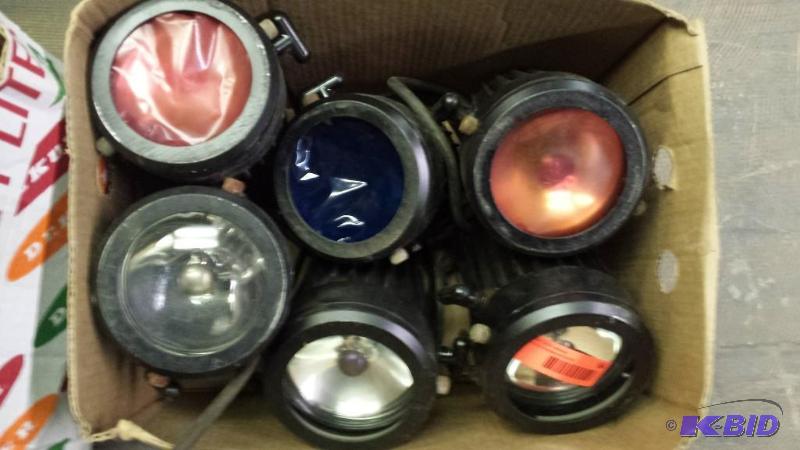 lot 204 image: Six stage lights - white bulbs with variety o...