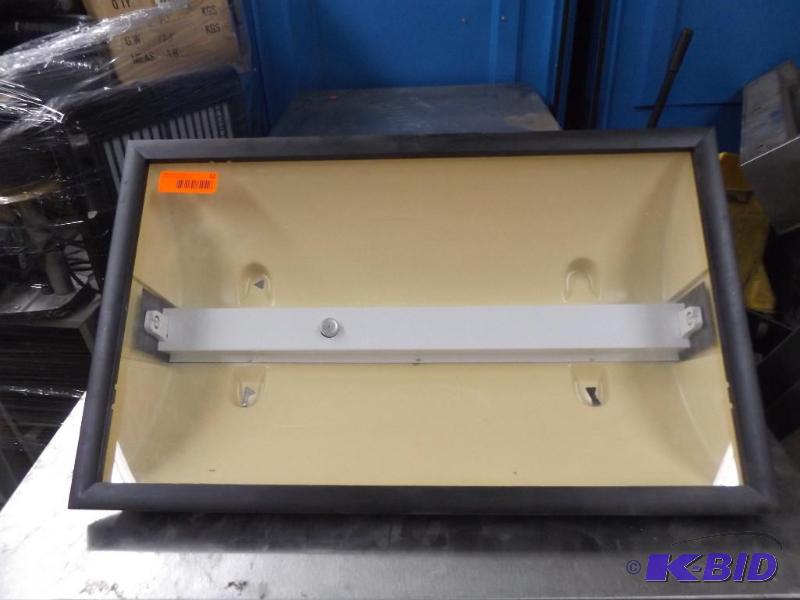 lot 32 image: Black light sign, crack in clear plastic. Nee...