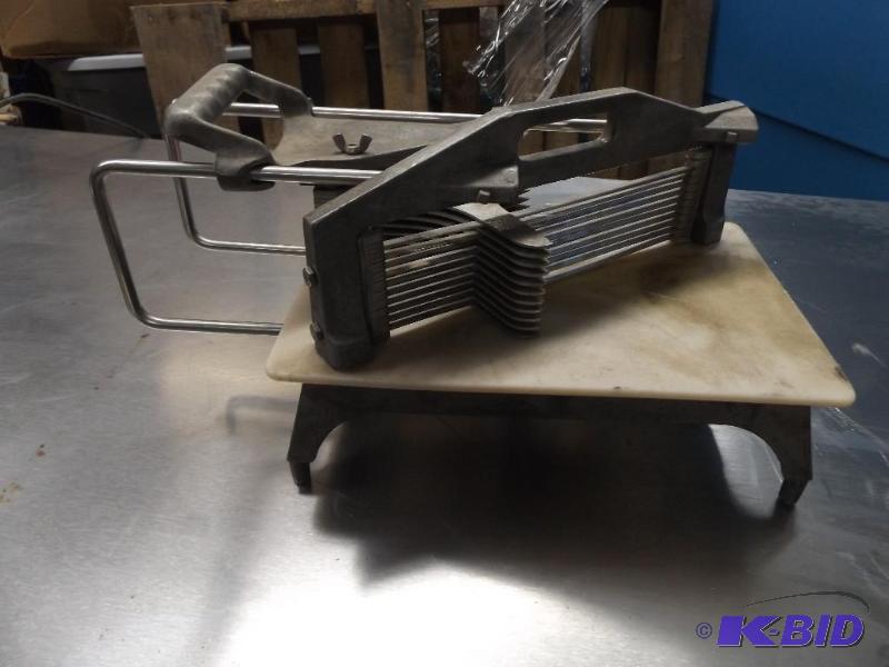 lot 51 image: Vegetable Slicer...