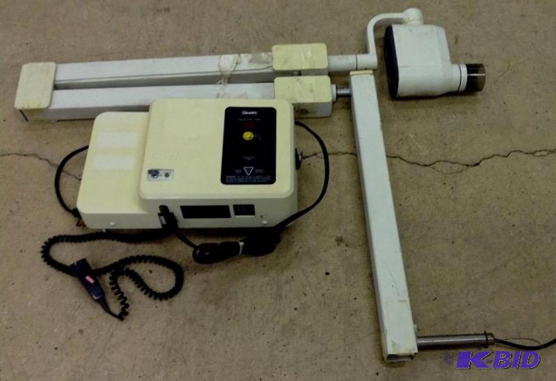 lot 12 image: Gendex x-ray machine GX  770