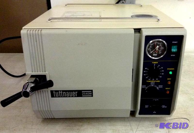 lot 16 image: Tuttnauer autoclave steam sterilizer 2540m