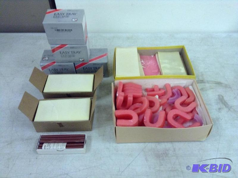 lot 46 image: Lot of Easy Tray, Molds & Impression Compound