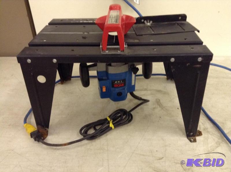 lot 49 image: Ryobi 1hp Router & Table