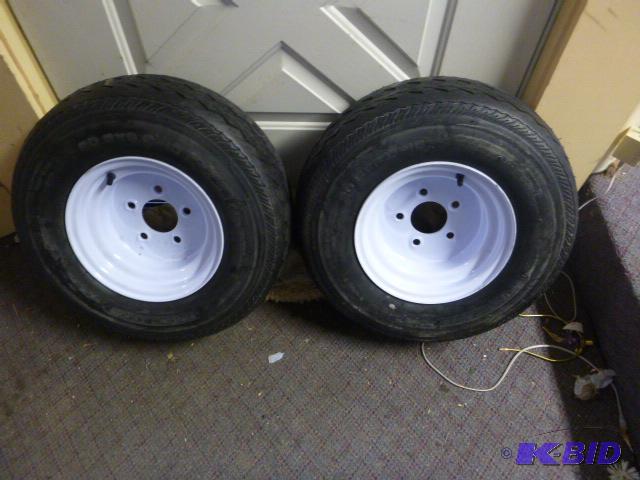 lot 10 image: Two New Tow Master Trailer Tires 20.5X8.0-10,...