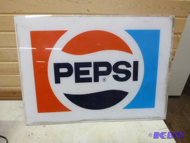 lot 128 image: Pepsi Cola Sign Plastic - 21 34" X 31 1...