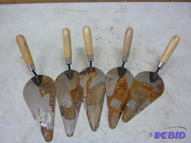 lot 183 image: Five Trowels 8 12" blade....