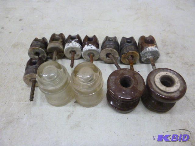 lot 194 image: Miscellaneous Insulators ...