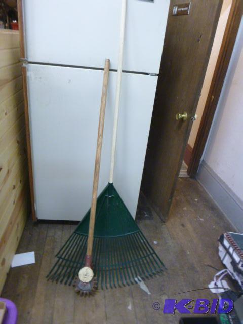 lot 214 image: Lawn Edger and Lawn Rake...