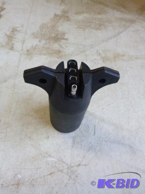 lot 24 image: 7 Pin to 4 Pin Plug...