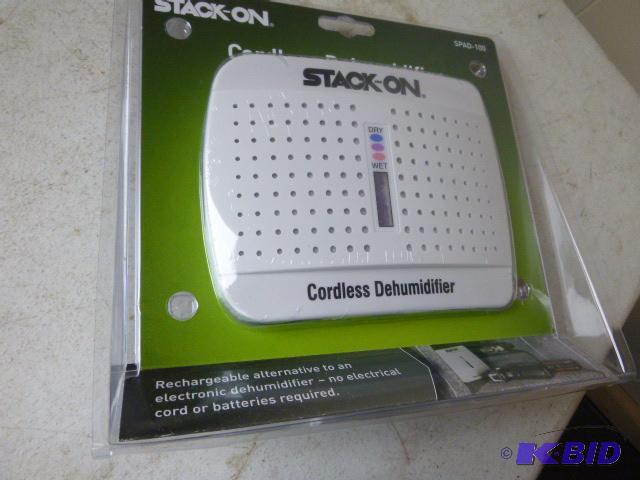 lot 59 image: Stack-On Cordless Dehumidifier Model SPAD-100...