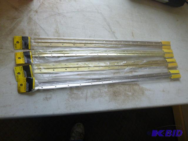 lot 69 image: Four Continuous Hinges One 1 116" X 30&...