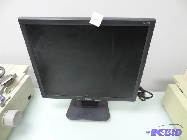 lot 144 image: Acer AL 1706 Monitor 17"...