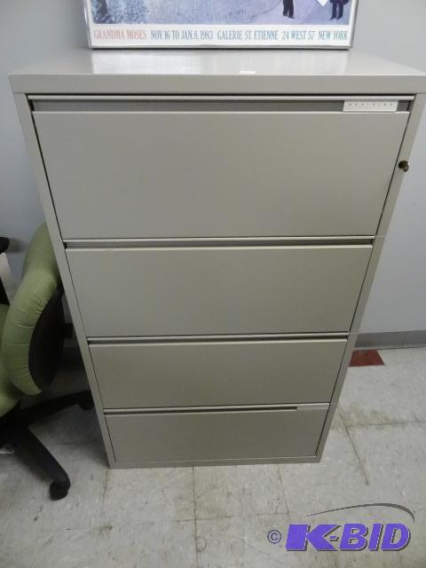 lot 165 image: 30" Metal 4 Drawer Lateral File...